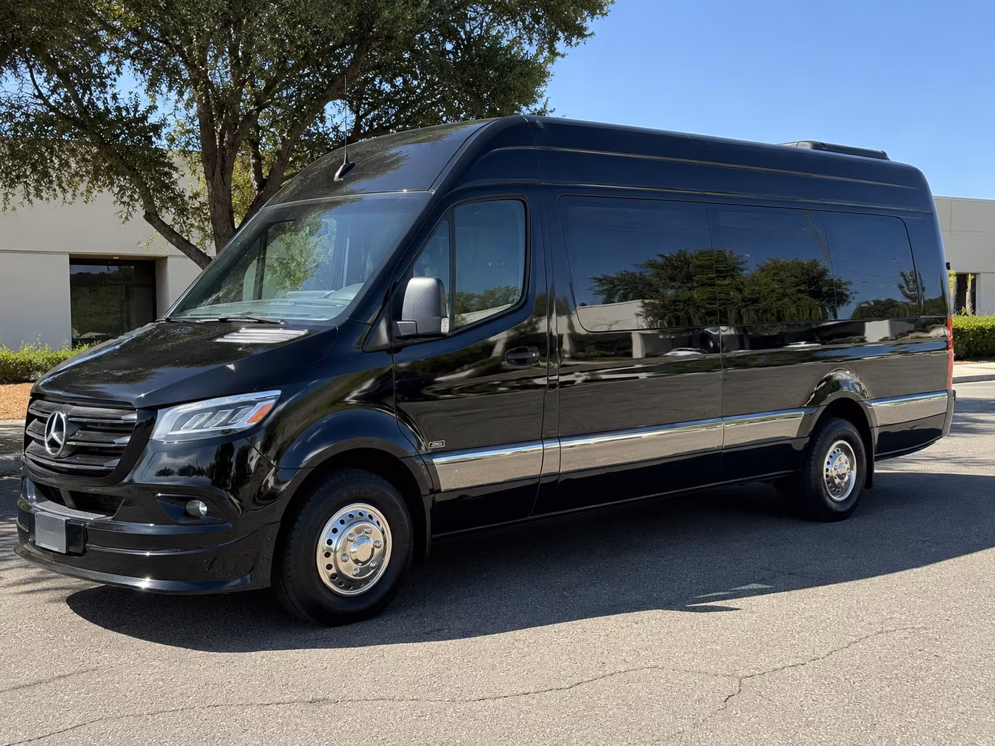 Orlando Airport Shuttles & Transportation